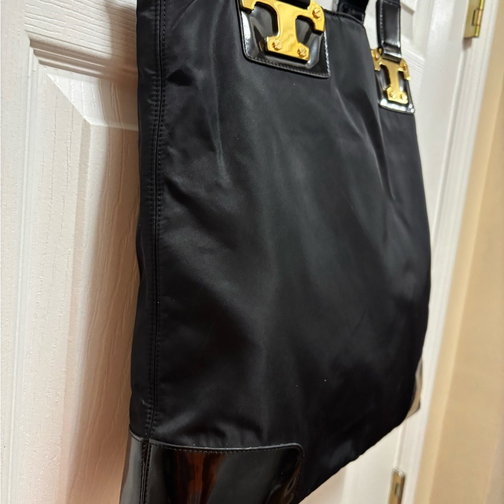 Tory Burch NICO Black Patent and Nylon Large Tote in EUC - Picture 4 of 15